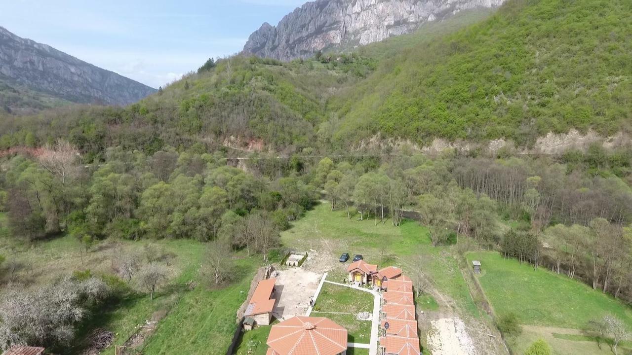 Hotel Juzni Vetar Trnski Odorovci Exteriér fotografie